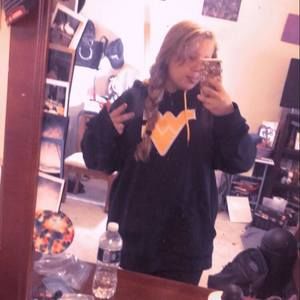 Meet your Posher, Savanah